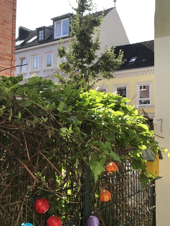 Ferienapartments BACKBORD&STEUERBORD in Hamburg-Ottensen Buitenkant foto